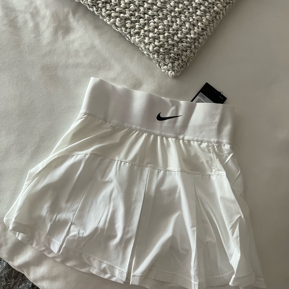 Nike tennis skirt white